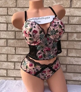 $114 VICTORIAS SECRET ROSA BORDADO PUSH UP SUJETADOR Y PANTY CONJUNTO LAZO 36DD M NUEVO CON ETIQUETAS - Imagen 1 de 4