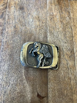 GREAT AMERICAN BUCKLE Co. 1983 de colección Hebilla de cinturón de latón Flying Pegasus Foto 1 de 2
