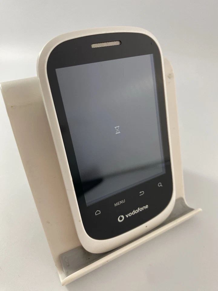 Vodafone 858 Smart White Vodafone Network 150MB 2.8" 2MP Android Smartphone - Image 1 of 4