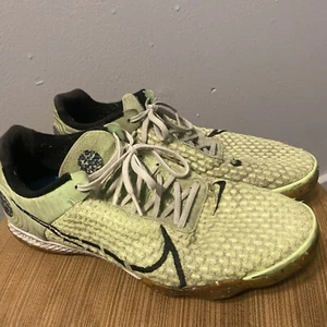 Size 11 - Nike React Gato Lime Glow - Picture 1 of 5
