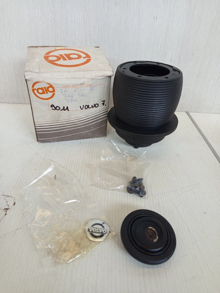 mozzo volante nos originale Raid per Volvo 740 760 780 940 hub boss - Imagen 1 de 4