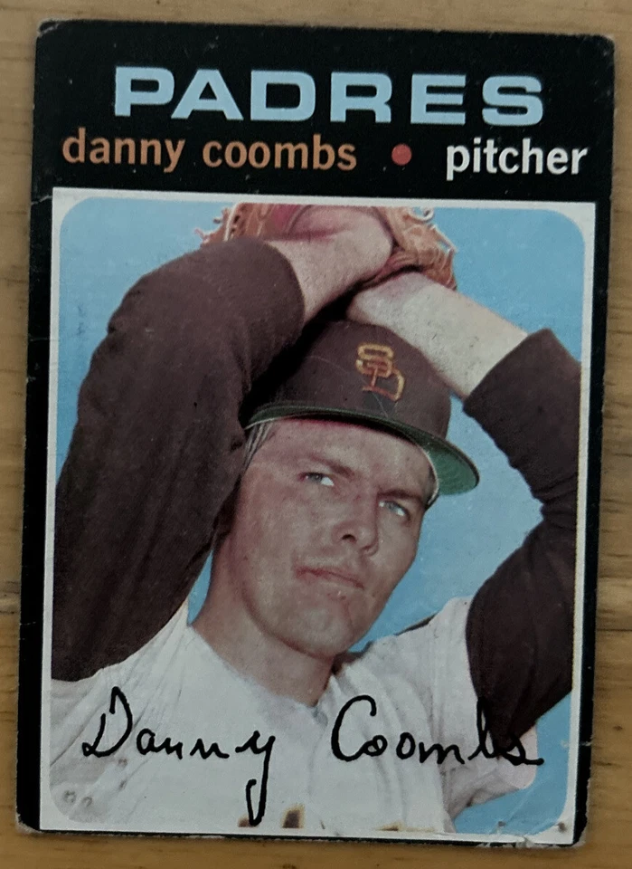 1971 Topps Danny Coombs Baseball Card 126 Padres Pitcher Low-Grade O/C & Creased - Image 1 of 2