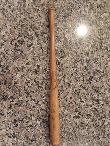 Vintage Mickey Mantle Louisville Slugger Hillerich & Bradsby 16" Mini Bat VTG - Picture 1 of 3