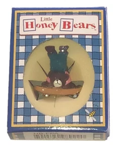 Little Honey Bears Miniatur Figur Neu im Karton Skateboard Handstand in blau/weißer Box - Bild 1 von 1
