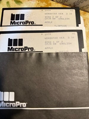 Software Apple 5.25 - Juego de 2 discos WORDSTAR v3.30 CP/M 80. Foto 1 de 2