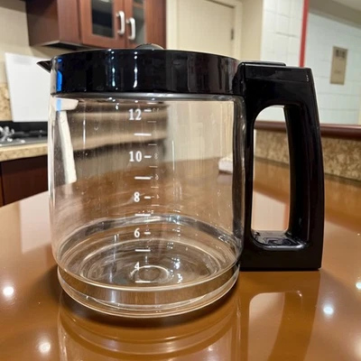 Glass Coffee Carafe Replacement Black Lid Handle 12 Cup Measurements Included - Image 1 of 4