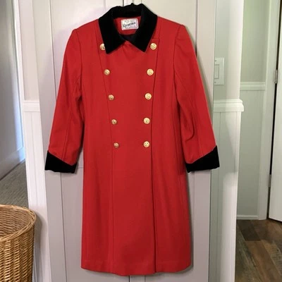 Casaco Rothschild Meninas 10 Lã Vermelha Forrada Longa Princesa Vitoriana Veludo Preto Excelente Estado Usado - Imagem 1 de 4