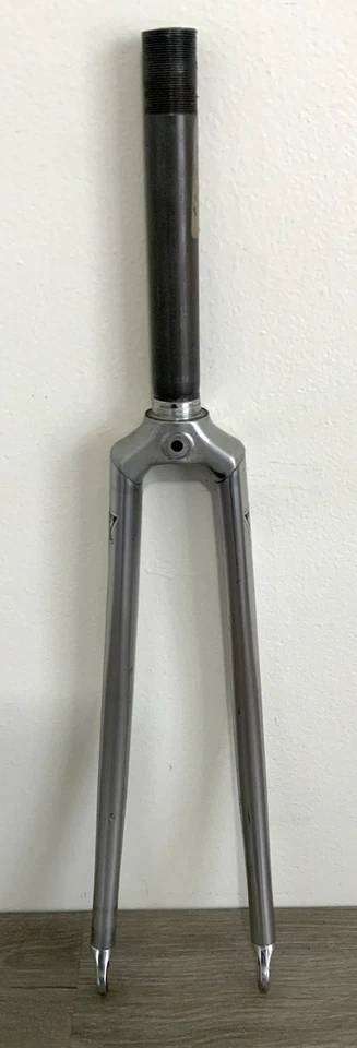 SR SAKAE LITAGE ALUMINUM FORK 700C ONE-INCH THREADED 178 MM STEERER 534 GRAMS - Image 1 of 4