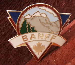 Vintage Banff Nationalpark Anstecknadel emailliert - Bild 1 von 2