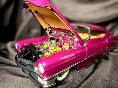 Danbury Mint 1953 Eldorado Custom Lo-Ride 1:16 Scale Inv. #4674 - Image 1 of 4