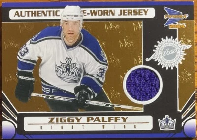 2003-04 Pacific Prism Jersey Ziggy Palffy #122 Los Angeles Kings #’d 0239/1060 - Image 1 of 2