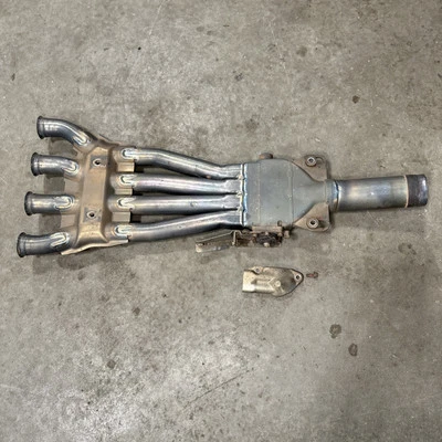 YAMAHA APEX XTX TUBO DE MOTOR ALETA 8HG-14610-01-00 24378 Foto 1 de 4