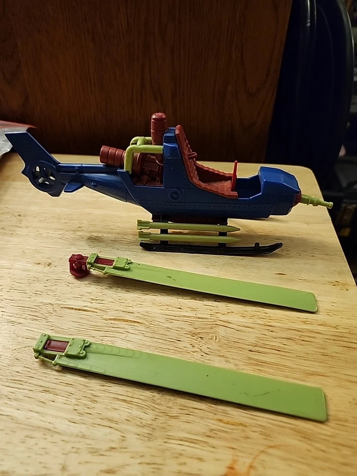 Gi Joe Sears Exclusivo Dreadnok Asalto Aéreo COLMILLO Girocóptero con Bomba 2 Misiles  Foto 1 de 4