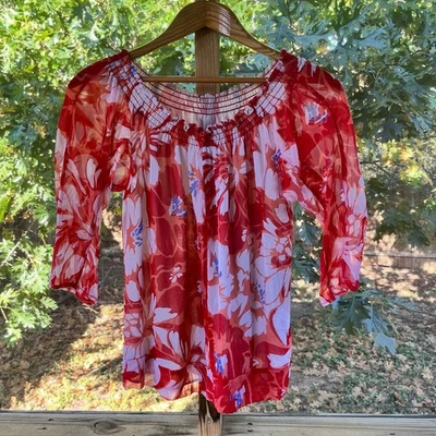 Diane Von Furstenberg Red And White Floral 100% Silk Blouse SIze P - Image 1 of 4
