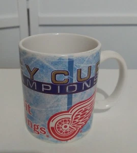 Tazza da caffรจ vintage 1997 NHL Detroit Red Wings Stanley Cup Champions ๐๐๐ - Foto 1 di 7