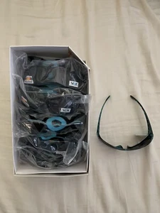 VOX Polarized Sunglasses - Box of 12 Sunglasses - 62049-POL - Picture 1 of 17