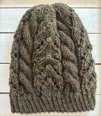 Chapéu de inverno robusto Berroco mistura de lã tricotado à mão no chão da floresta marrom - Imagem 1 de 2