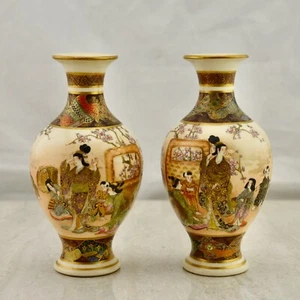 Antique Meiji-period Japanese Satsuma pair figural scene painted vases by Dozan - Picture 1 of 24