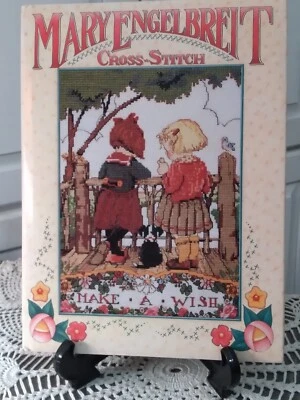 MARY ENGELBREIT CROSS STITCH HARDCOVER BOOK COPYRIGHT 1996 - Image 1 of 4