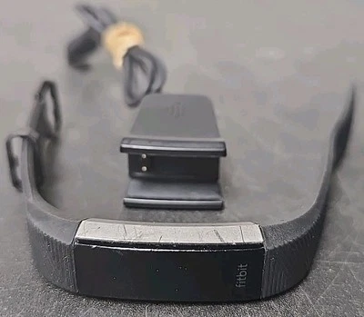Fitbit Alta HR Fitness Actividad Rastreador Frecuencia Cardíaca FB408 Banda Negra con Cargador Foto 1 de 3