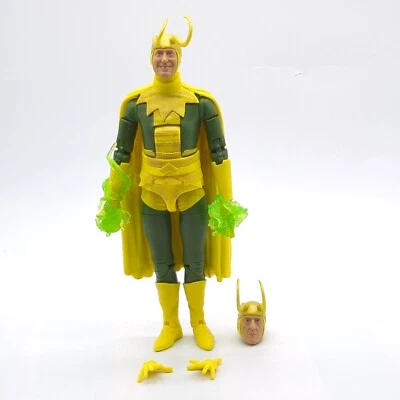 Figura de acción suelta clásica de Loki Khonshu BAF Wave de Marvel Legends Foto 1 de 4