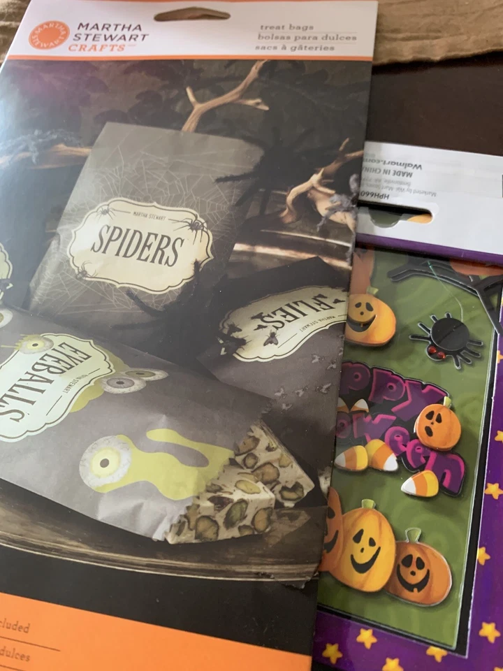 Kit de bolsas de golosinas de Halloween artesanales Martha Stewart nuevo en paquete Foto 1 de 3