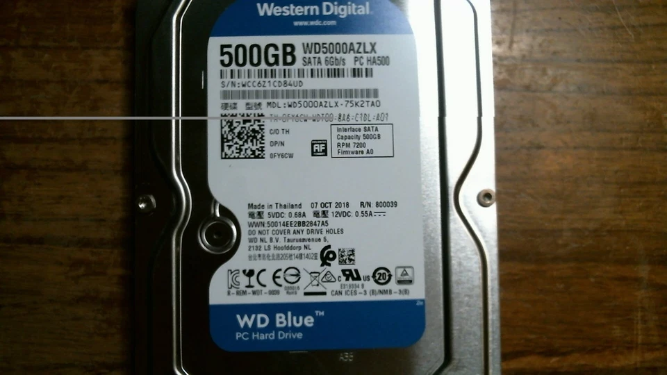 Western Digital WD Blue WD5000AZLX 500 GB 3.5" SATA III Hard Drive - Image 1 of 1