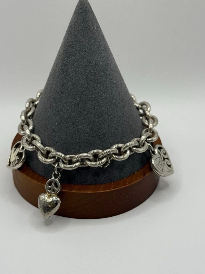 ✨ Pulsera Brighton “Paz y Amor” Corazón Dije ✨ Foto 1 de 3