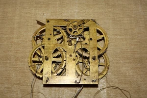 Antique Ogee Clock Movement - Picture 1 of 16