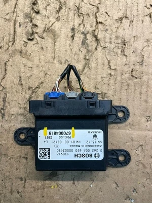 Control de sensor de asistencia de estacionamiento Maserati Ghibli Quattroporte 2014-2016 U1333 DG Foto 1 de 4