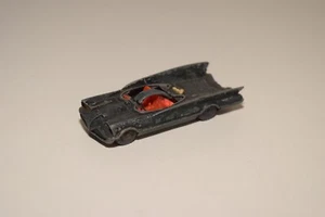 V 1:60 HUSKY BATMOBILE BATMOBIL BLACK GOOD CONDITION - Picture 1 of 7