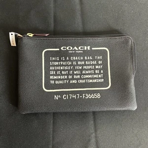 Bolsa de mano negra de cuero Coach Crossgrain - Imagen 1 de 3