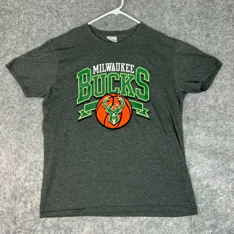 Milwaukee Bucks Mens T Shirt Large Gray Green Orange NBA Basketball Tee Sport Cover