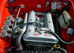Kit tromboncini curvi e piastra Alfa Romeo Serie 105 115 116 Trombette Cornetti - Imagen 1 de 6