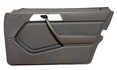 ✅300E 300TE MERCEDES-BENZ W124 FRONT DOOR PANEL RIGHT PASSENGE SIDE OEM EARLY 89 - Image 1 of 4