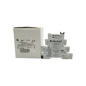 ALLEN BRADLEY 700-HLT1Z24 SER. A 24VDC 6A (PKG DA 10) (WH) NSMP - Foto 1 di 4