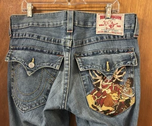 True Religion Jeans Men’s Hindu Embroidery Billy Sz 32 33 Waist 37” 32” Inseam - Picture 1 of 18