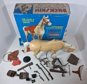 MARX JOHNNY WEST PIEL DE CIERVO ASINTIENDO CON CABEZA CABALLO CON CAJA Y TACHUELAS SURTIDO #2036 - Imagen 1 de 21