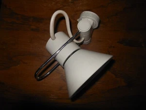 Lightolier Track Head Light Model 8225 With 8202 Cone Head In White Par 20 - Picture 1 of 6