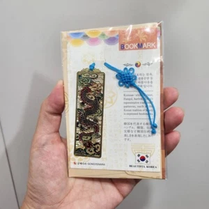 Red Dragon Metal & knot Bookmark Book Marks Book Lovers Collection Gift Korean 용 - Picture 1 of 7