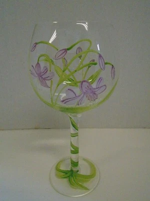  Flores florales púrpura verde globo copas de vino tinto vid pintadas a mano Foto 1 de 2