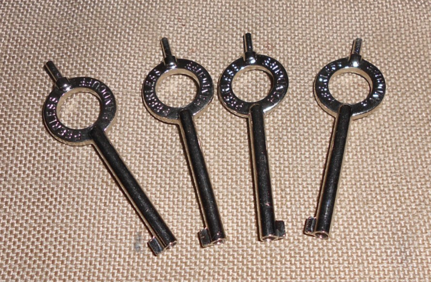 Peerless Handcuff Company Oversize Handcuff Key Black with Pen Clip - PR-4118