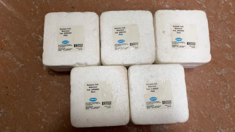 2495402 10ml cuvette Hach Brand New - Image 1 of 3