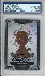 2023 Kakawow Chrome Disney 100 Card Yax The Yak Zootopia Tommy Chong PSA DNA COA - Foto 1 di 2