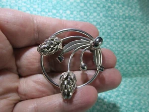 Vintage Matte & Shiny Silver Tone Clover Flower Brooch / Unsigned / U - Picture 1 of 7