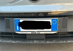 Ex30 Volvo tappi portatarga a filo - Foto 1 di 5