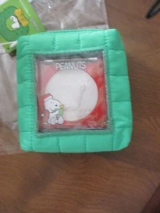 Peanuts x Profusion Snoopy’s Snow Day Pressed Highlighter New In Pouch - Picture 1 of 2
