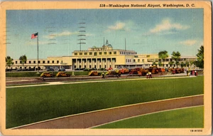 Washington D.C. National Airport Linen 1945 Vintage WWII Era Postcard Posted - Picture 1 of 5