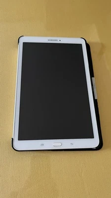 Samsung Galaxy Tab E SM-T560 9.6'' 8GB' Wi-Fi Tablet - Bianco - Immagine 1 di 4