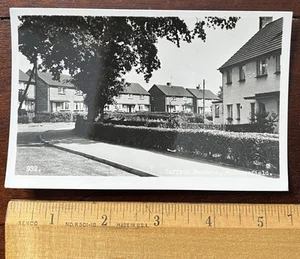 RPPC, Saffron Gardens Wethersfield Great Britain, 932. - Bild 1 von 2